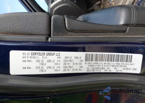 2015 Jeep Grand Cherokee Laredo z USA, uszkodzony, nr VIN 1C4RJFAG9FC636541